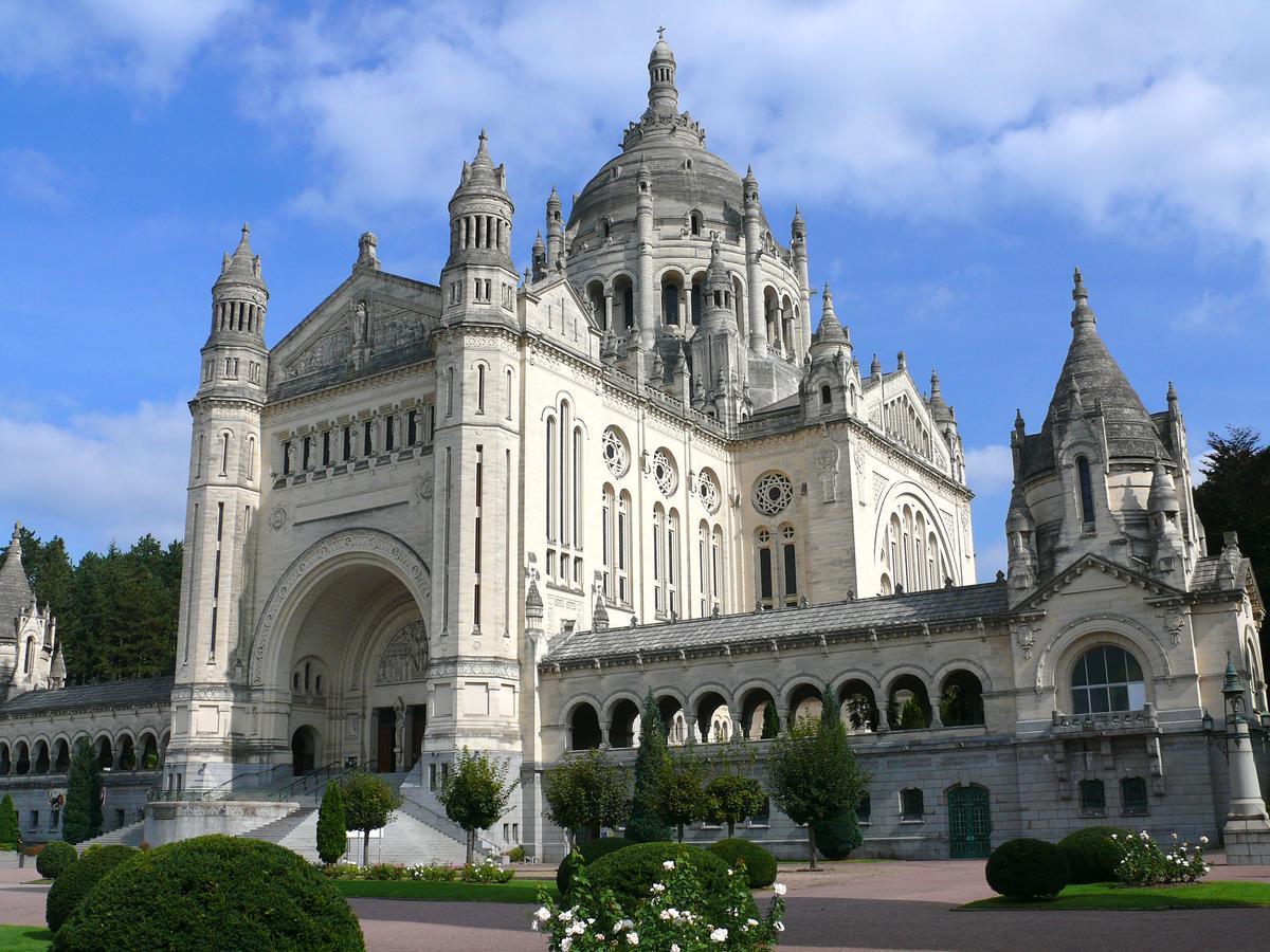 Residence La Providence Zenao Lisieux Ngoại thất bức ảnh
